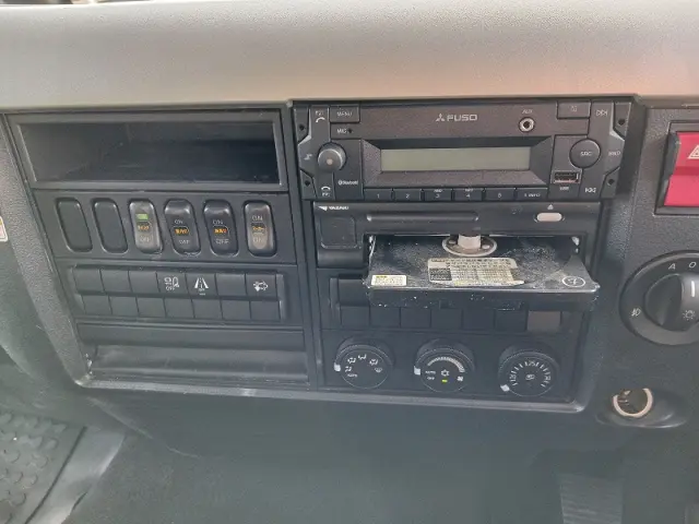 三菱 ファイター 2KG-FK62F(2WD)の写真35