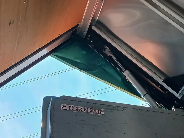 いすゞ ギガ QKG-CYJ77A(8x4)の写真26