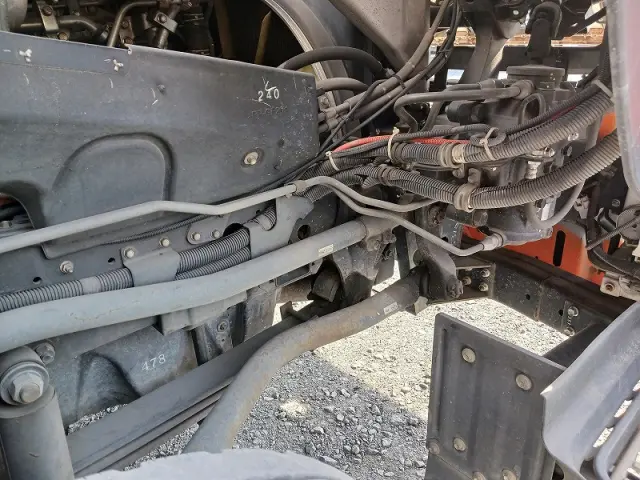 いすゞ ギガ QKG-CYJ77A(8x4)の写真46