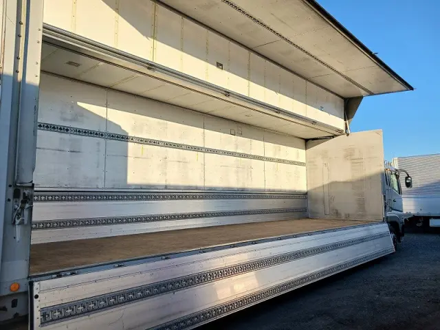 三菱 スーパーグレート BDG-FS54JZ(8x4)の写真17