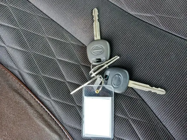 日野 プロフィア 2DG-FW1AHG(8x4)の写真32