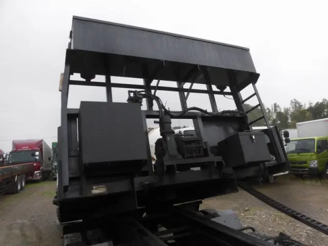 UD コンドル KK-MK25A(2WD)の写真6