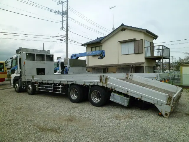 UD クオン PKG-CG4ZE(8x4)の写真6