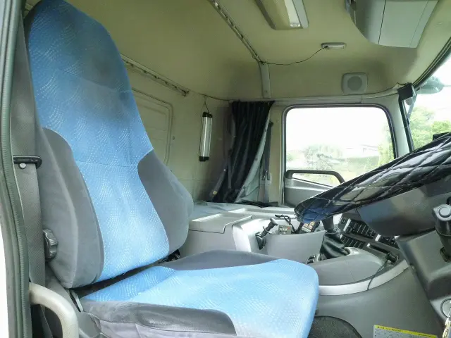 UD クオン PKG-CG4ZE(8x4)の写真7