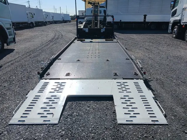 三菱 キャンター 2PG-FEB80(2WD)の写真3