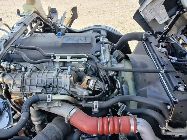 三菱 キャンター 2PG-FEB80(2WD)の写真8