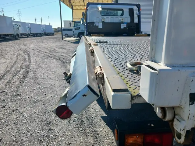 三菱 キャンター 2PG-FEB80(2WD)の写真22