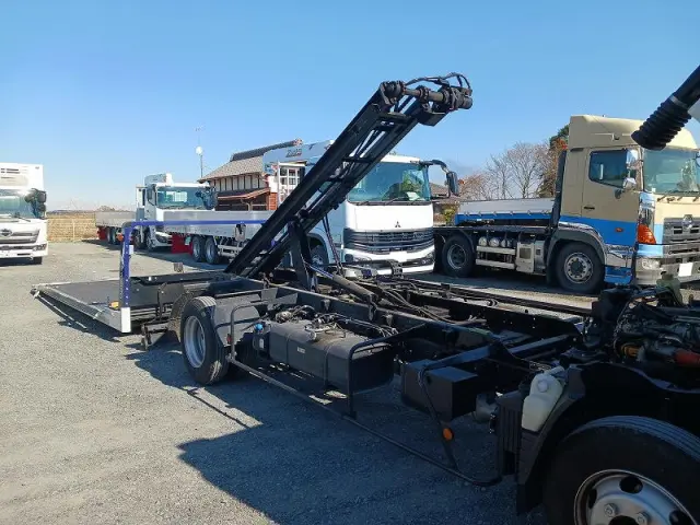 三菱 キャンター 2PG-FEB80(2WD)の写真33