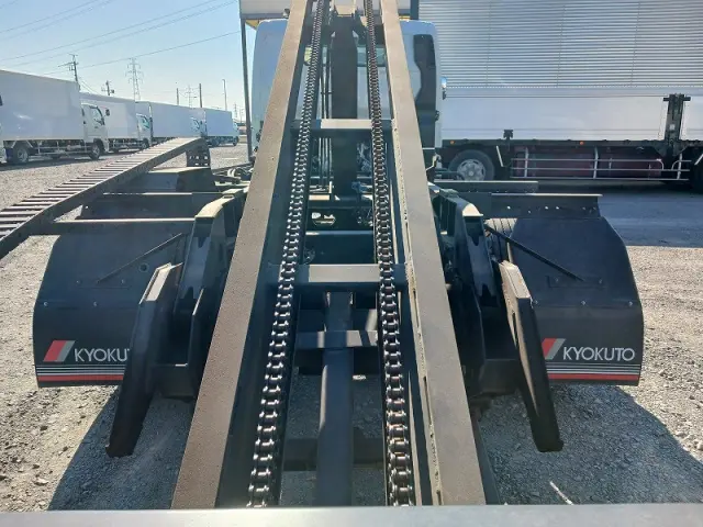 三菱 キャンター 2PG-FEB80(2WD)の写真34