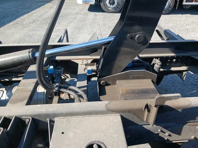 三菱 キャンター 2PG-FEB80(2WD)の写真36