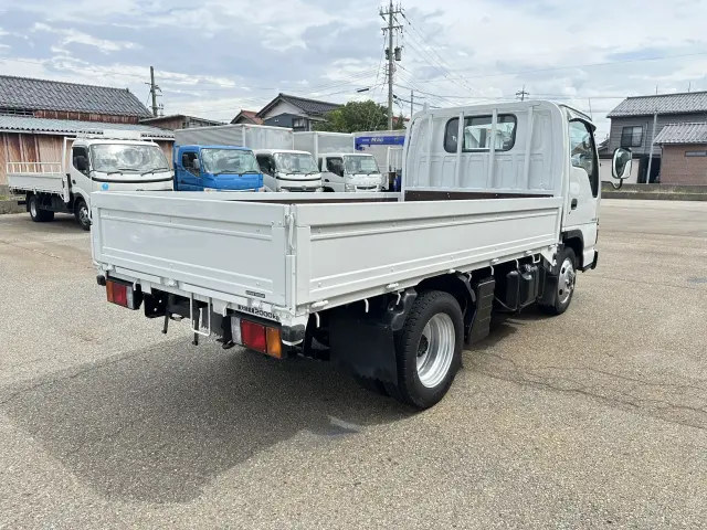 日産 アトラス AKS81A(4WD)の写真2