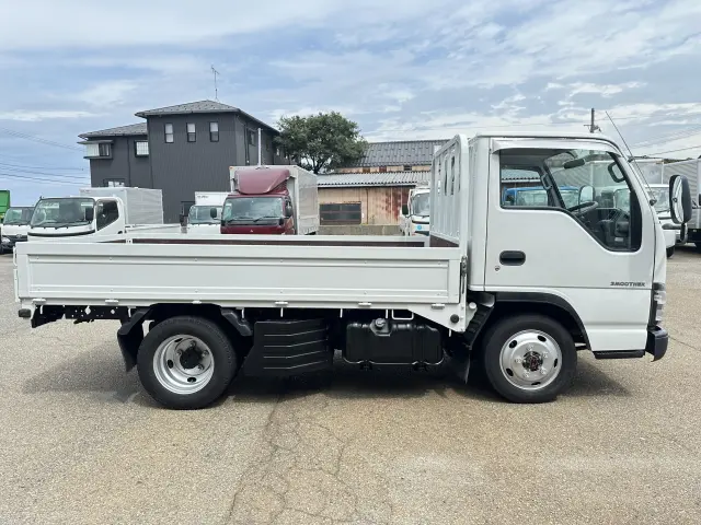 日産 アトラス AKS81A(4WD)の写真5