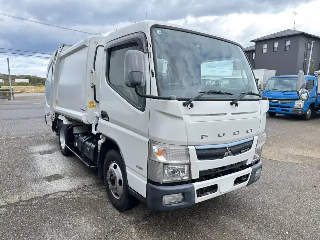 三菱 キャンター FEA50(2WD)の写真3