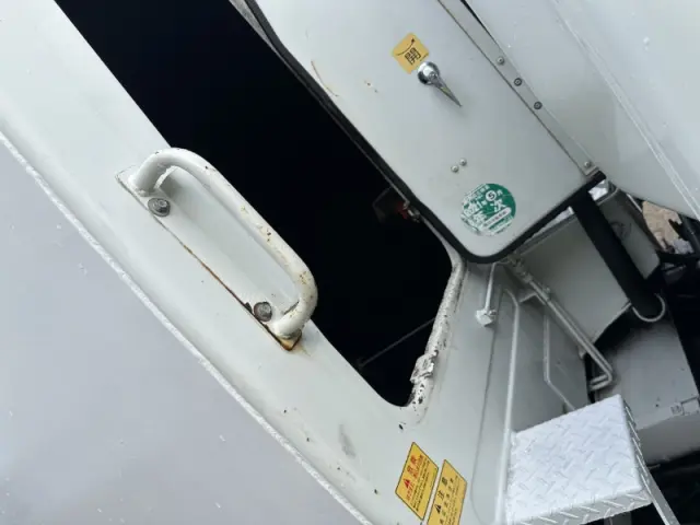 三菱 キャンター FEA50(2WD)の写真9