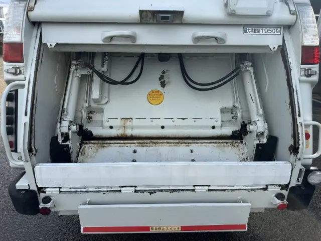 三菱 キャンター FEA50(2WD)の写真10