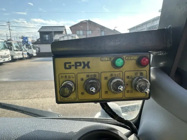 三菱 キャンター FEA50(2WD)の写真20