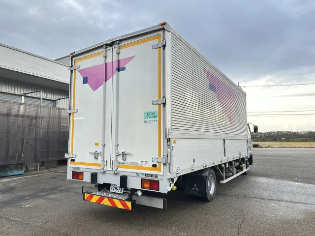 三菱 ファイター FK64F(2WD)の写真6