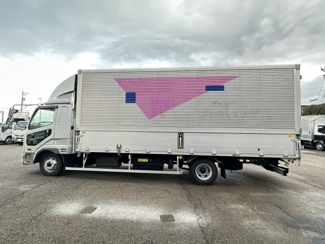 三菱 ファイター FK64F(2WD)の写真8