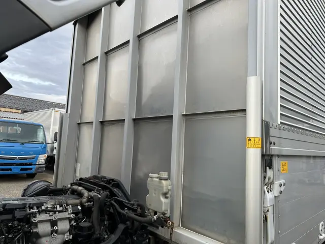 三菱 ファイター FK64F(2WD)の写真18