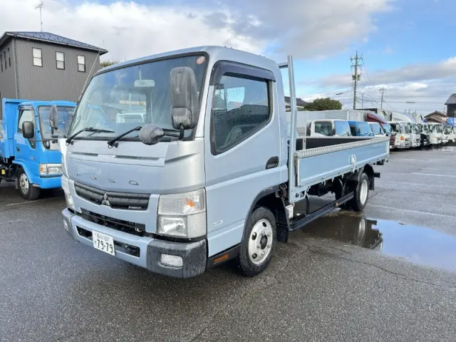 三菱 キャンター FEB50(2WD)の写真1