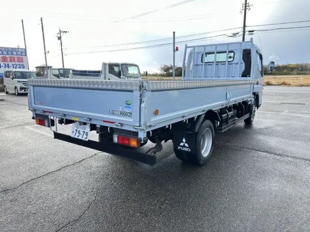 三菱 キャンター FEB50(2WD)の写真2