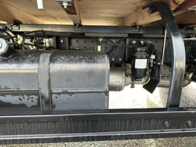 三菱 キャンター FEB50(2WD)の写真14