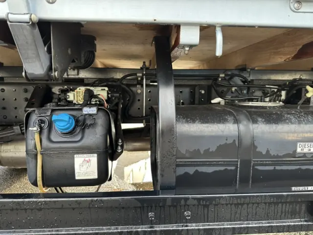 三菱 キャンター FEB50(2WD)の写真15