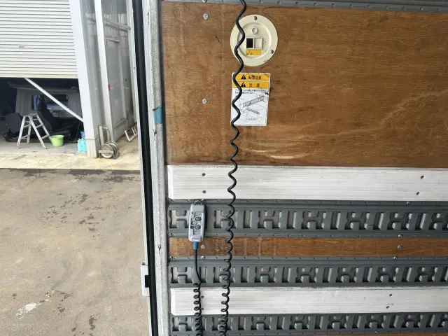 三菱 キャンター 2RG-FED90(2WD)の写真10