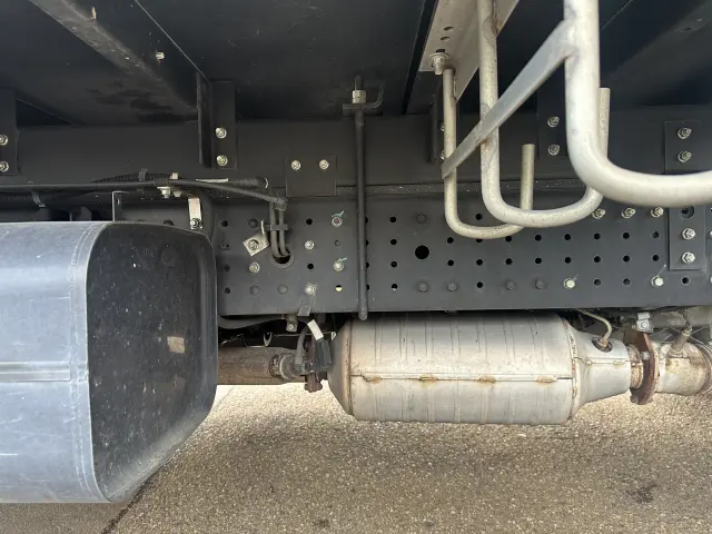 三菱 キャンター 2RG-FED90(2WD)の写真13