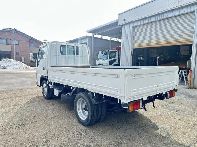 いすゞ エルフ NJS85A(2WD)の写真4