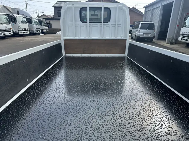 いすゞ エルフ NJS85A(2WD)の写真7