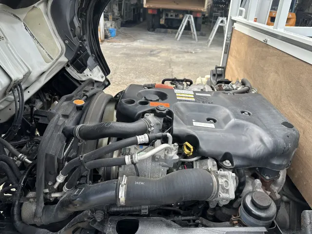 いすゞ エルフ NJS85A(2WD)の写真8