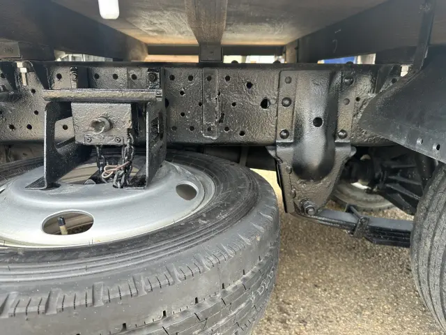 いすゞ エルフ NJS85A(2WD)の写真12