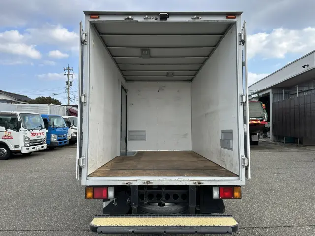 いすゞ エルフ NHR88AN(2WD)の写真9