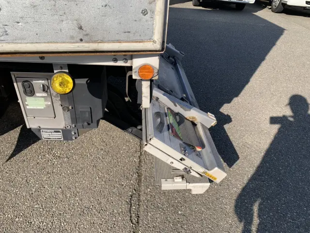 三菱 キャンター TPG-FEB50(2WD)の写真8