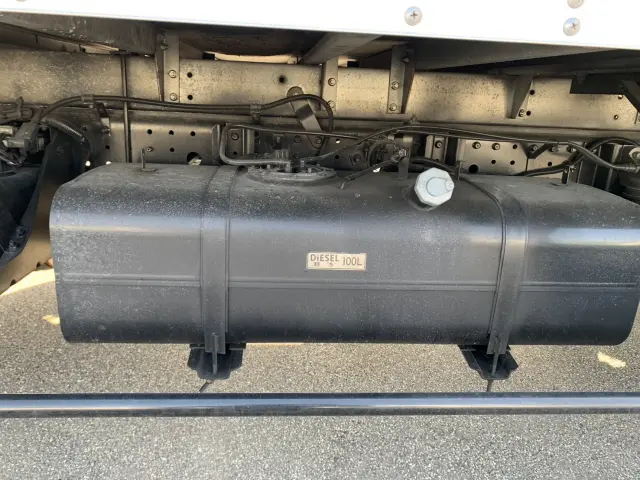 三菱 キャンター TPG-FEB50(2WD)の写真14