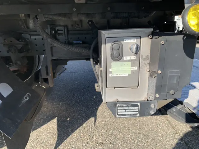 三菱 キャンター TPG-FEB50(2WD)の写真15