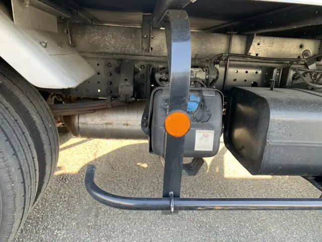 三菱 キャンター TPG-FEB50(2WD)の写真17