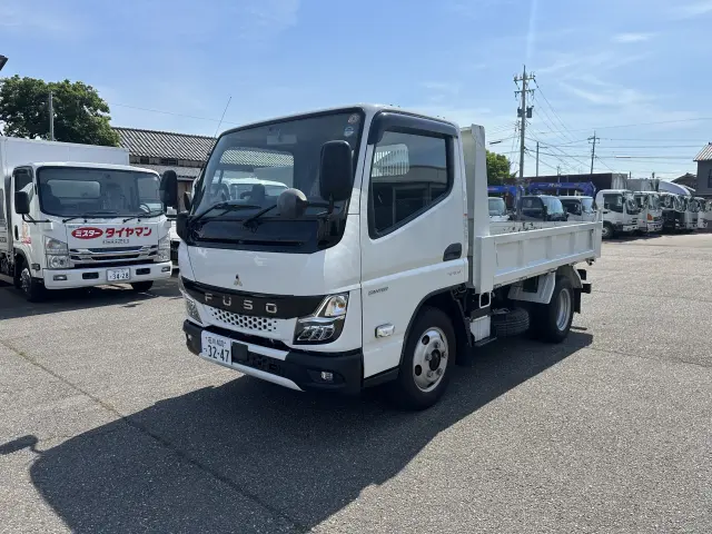 三菱 キャンター 2RG-FBA60(2WD)の写真1