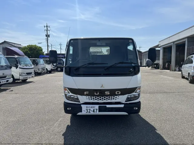 三菱 キャンター 2RG-FBA60(2WD)の写真5