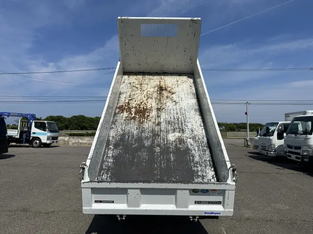 三菱 キャンター 2RG-FBA60(2WD)の写真8