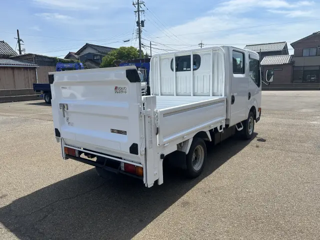 日産 アトラス SZ2F24(2WD)の写真2