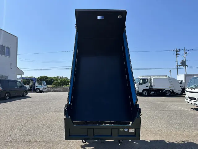 いすゞ エルフ NJR85AD(2WD)の写真10