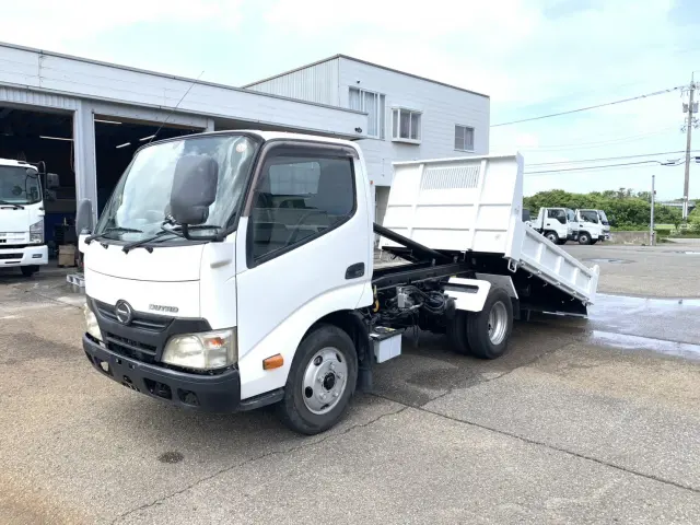 日野 デュトロ XZU620(2WD)の写真1