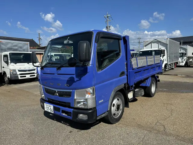 三菱 キャンター FBA30(2WD)の写真1