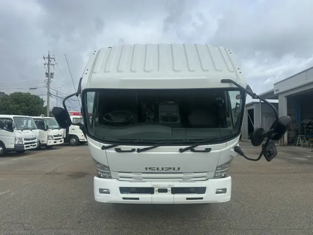 いすゞ フォワード FRR90S2(2WD)の写真8