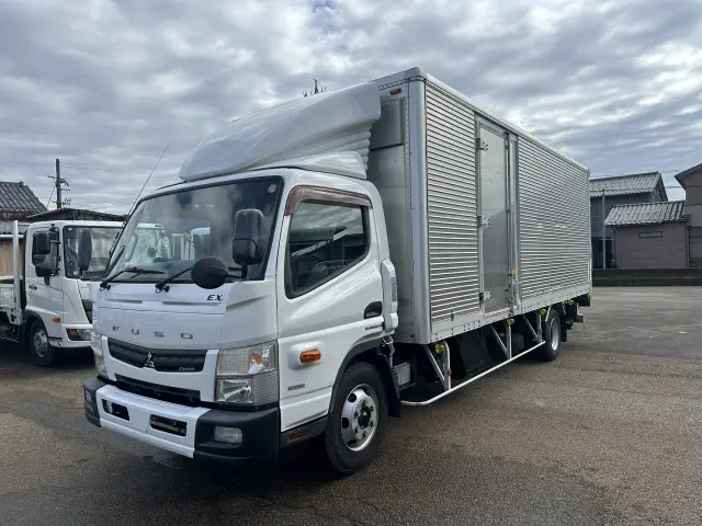 三菱 キャンター TPG-FED90(2WD)の写真1