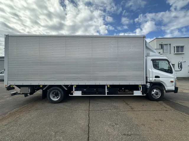 三菱 キャンター TPG-FED90(2WD)の写真5