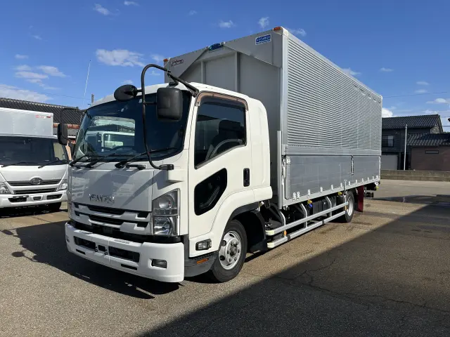 いすゞ フォワード FRR90S2(2WD)の写真1
