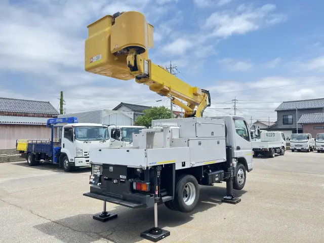 三菱 キャンター PDG-FE73D(2WD)の写真2